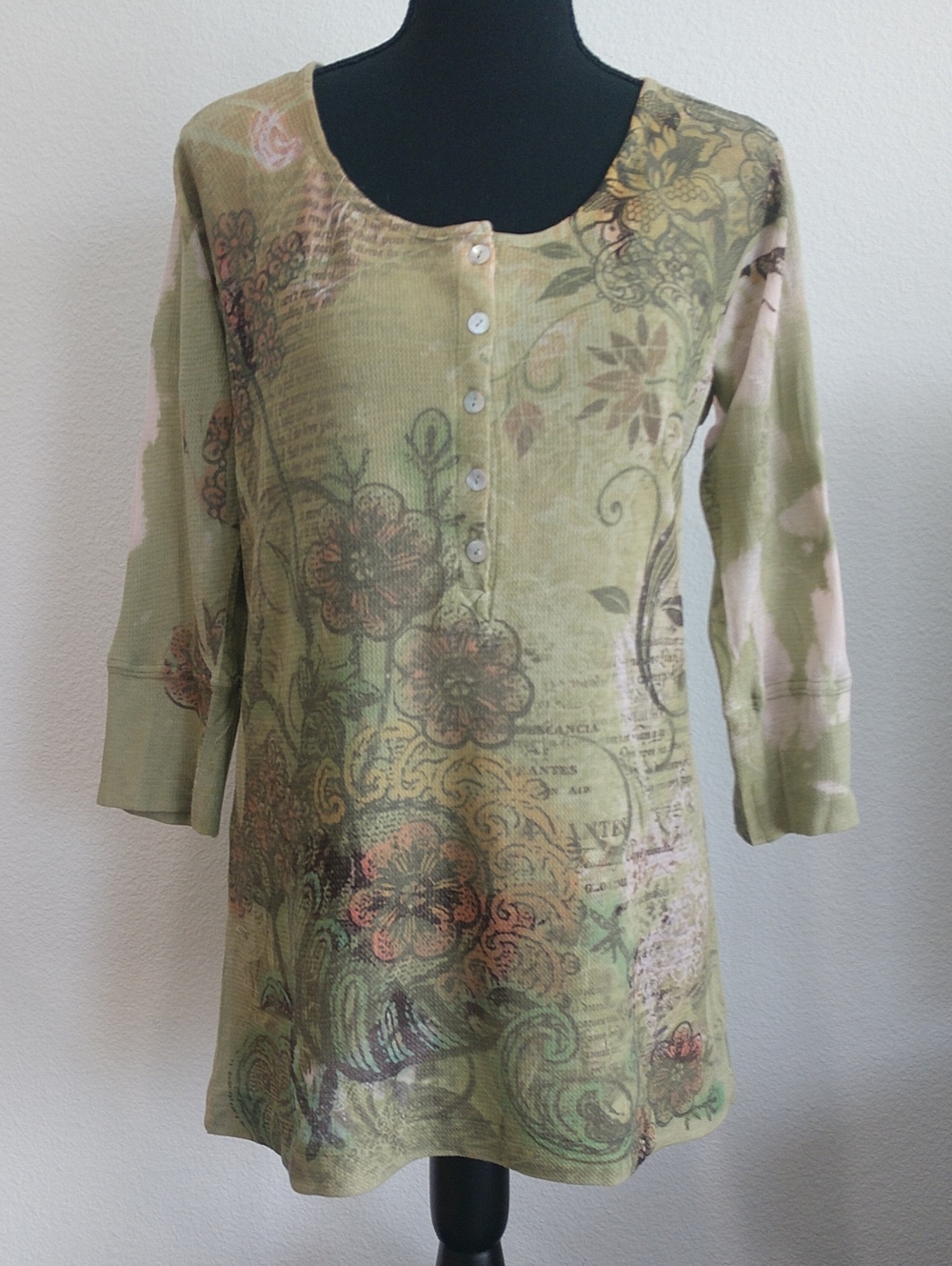 Olivia Moon Olive Floral Henley Tunic in Green and Pink
